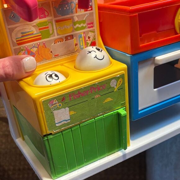 Vintage Fisher-Price Bright Kitchen Playset - Picture 3 of 10